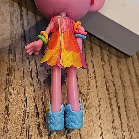 Dreamworks troll world tour fashion celebration poppy doll - Picture 4 of 5